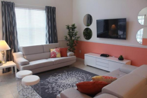 Beautiful home with themed bedroom near Disney